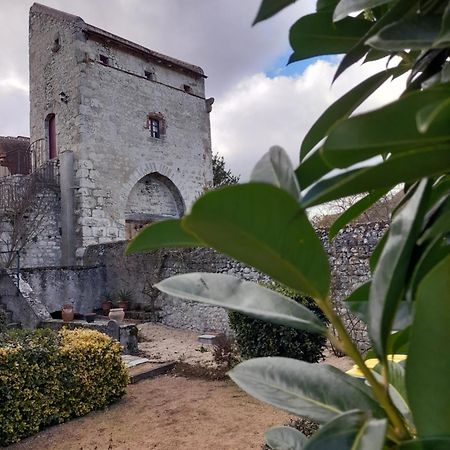 La Maison du Prince de Condé Charroux-dʼAllier Exterior foto