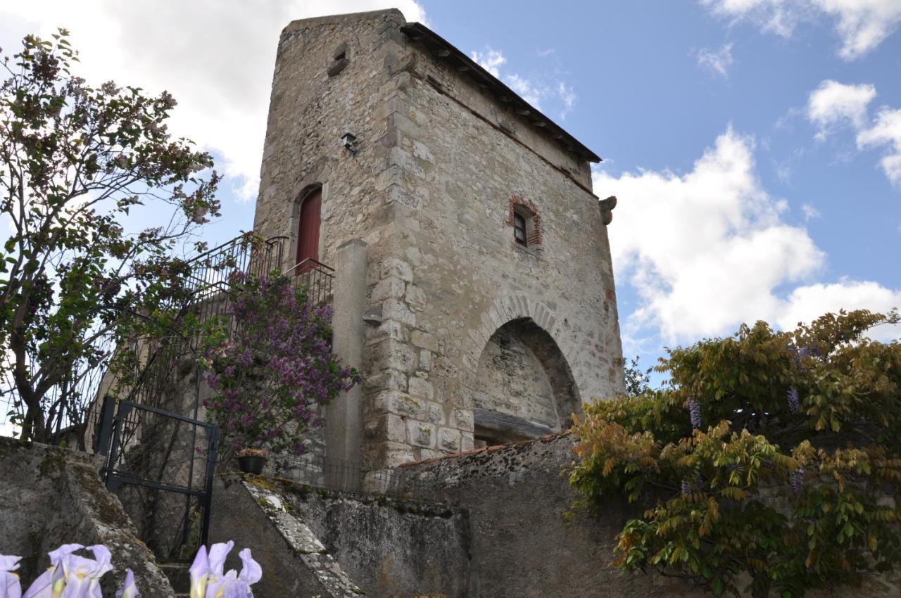 La Maison du Prince de Condé Charroux-dʼAllier Exterior foto